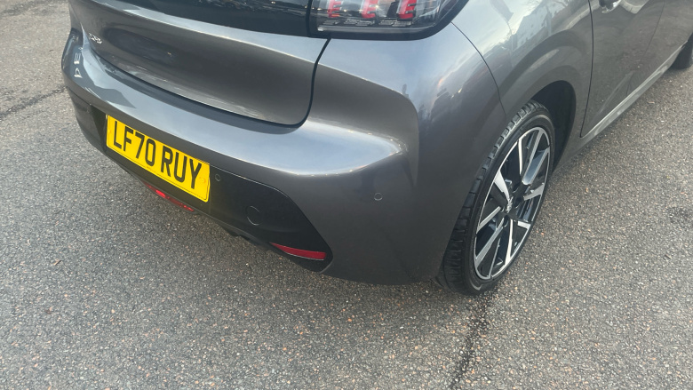 Peugeot 208 1.2 PureTech 100 Allure Premium 5dr Petrol Hatchback